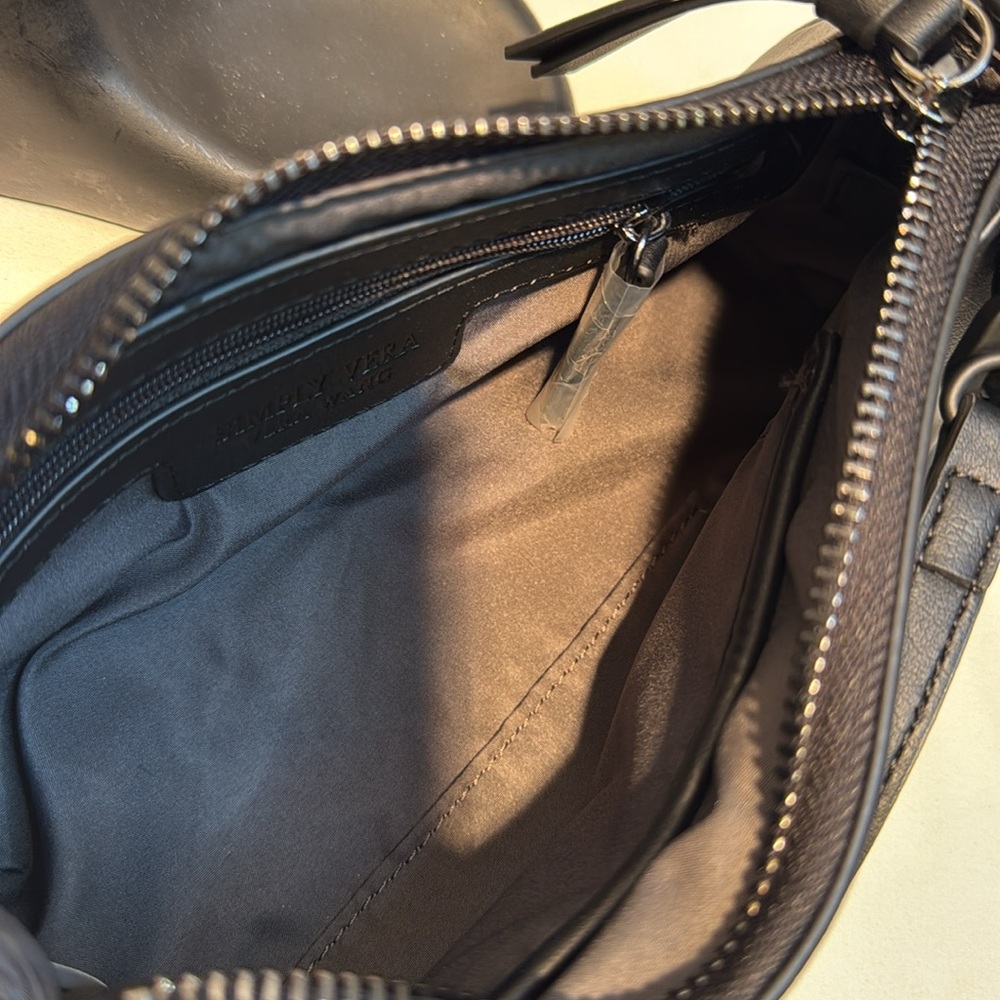 Simply Vera Vera Wang Elegant Black Handbag - Picture 12 of 13